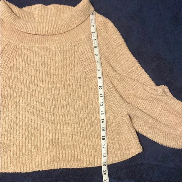 Cozy Beige Women's Sweater - Picture 7 of 8